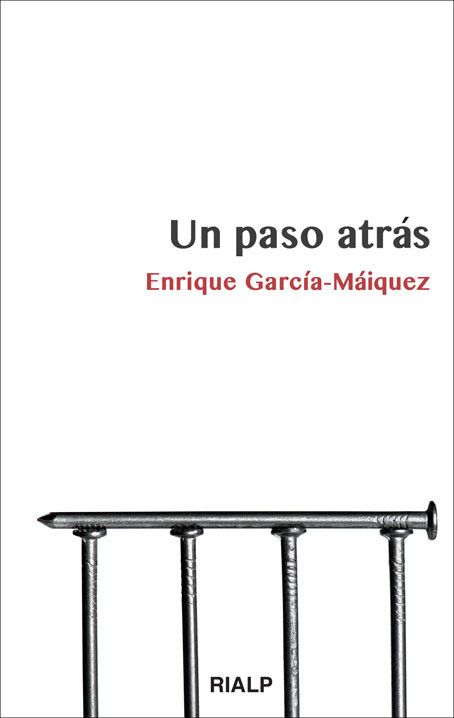 UN PASO ATRAS1