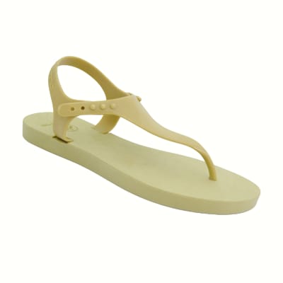 LATINA ARUBITA NIÑAS PERA1