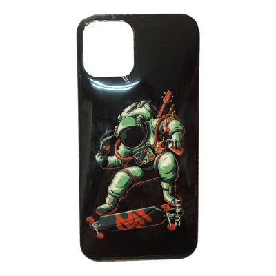 Carcasa Diseño astronauta Skate iPhone 12/12 Pro1