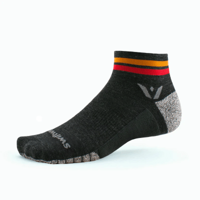 Medias - Swiftwick Flite XT Trail Two - Stripe Red