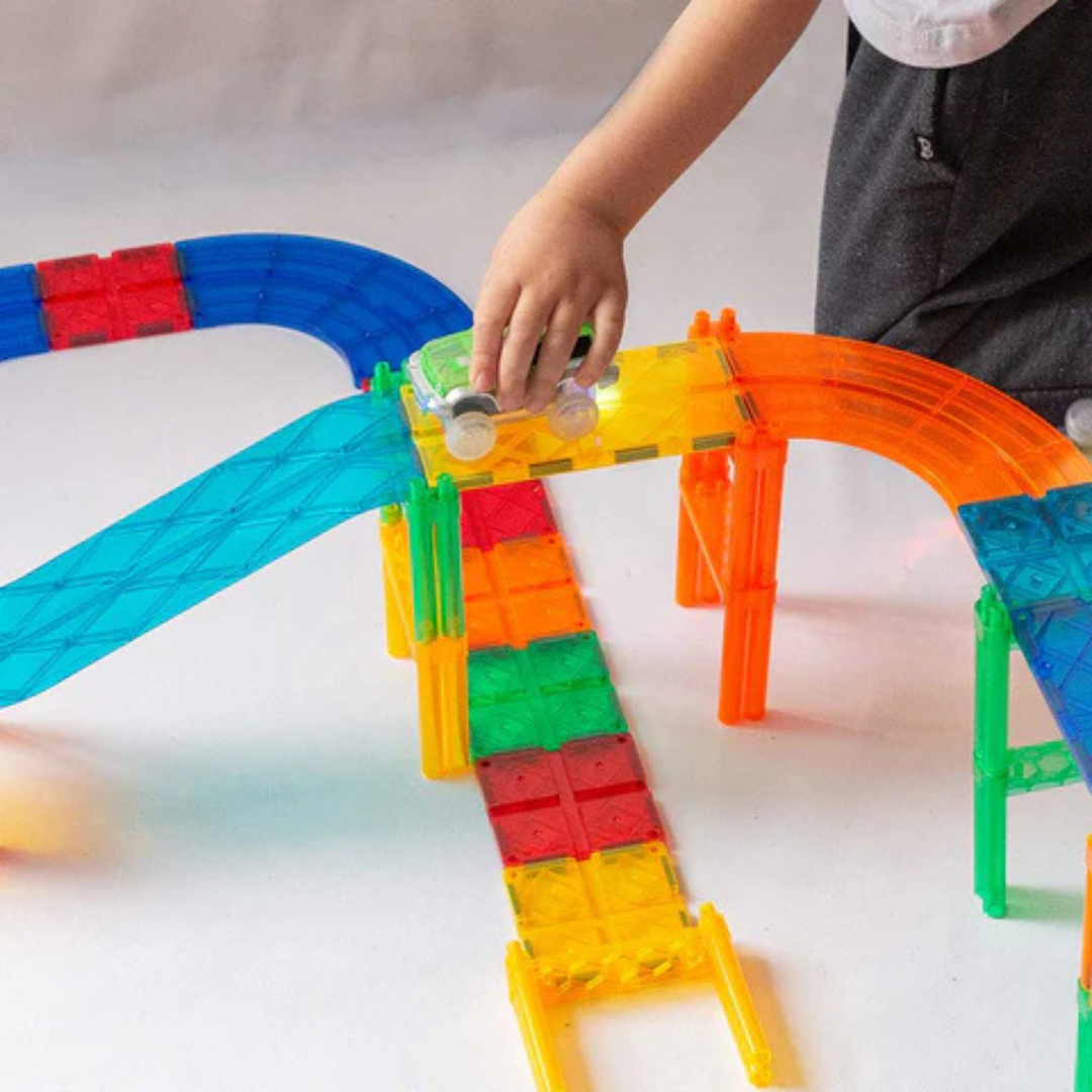 Imanix Pista de Carreras 105 Piezas - Braintoys4