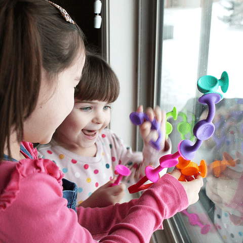 Squigz 2.0 36 Piece Set - Fat Brain Toys2