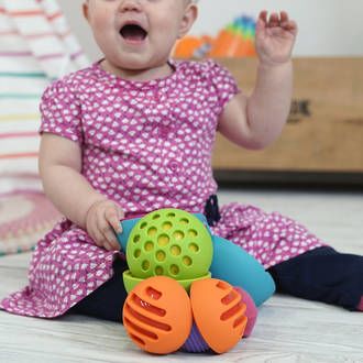 Oombee Ball - Fat Brain Toys3