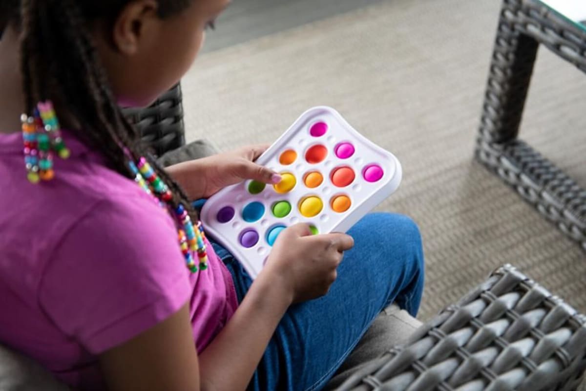 Dimpl Pops - Fat Brain Toys3