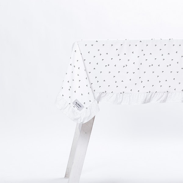 Mantel Matilde Cereza - CUADRADO PEQUEÑO Mantel Matilde Cereza - CUADRADO PEQUEÑO