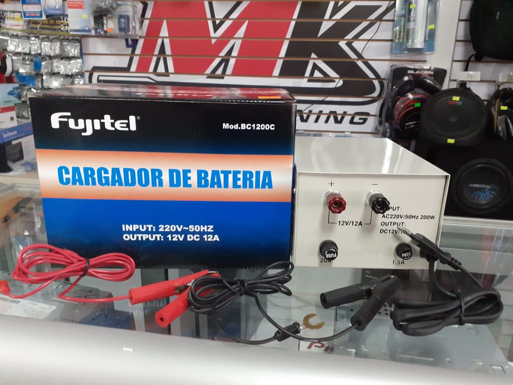 CARGADOR DE BATERIA FUJITEL 1