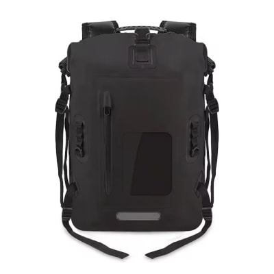 Mochila Waterproof porta caña mosquera 30 Lt. Negra1