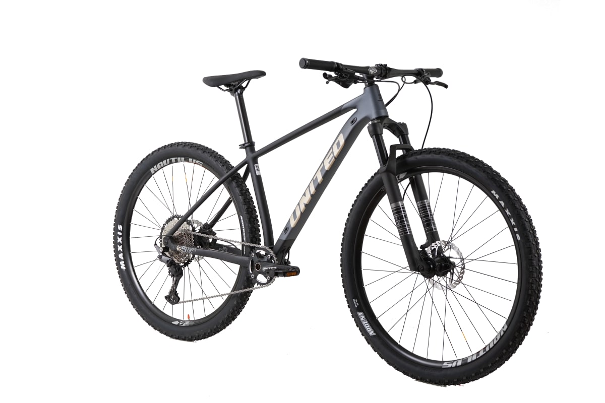 CLOVIS 5.1 27.5 GY-BK6