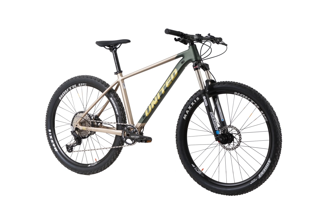 CLOVIS 6.1 29 GN-BW6