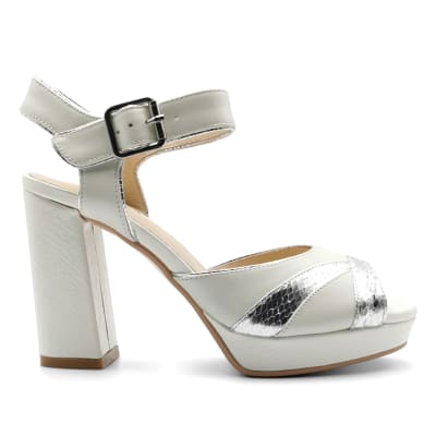 SANDALIA PAZ BLANCO PLATA