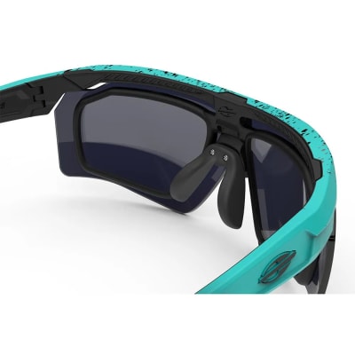 M0130 KD2 11 SMASH 2