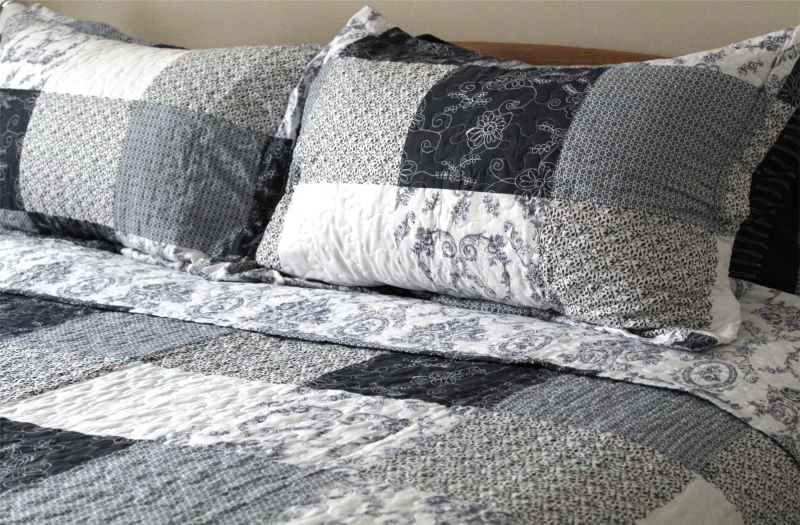 Colcha Quilt Estampada Azul Marino