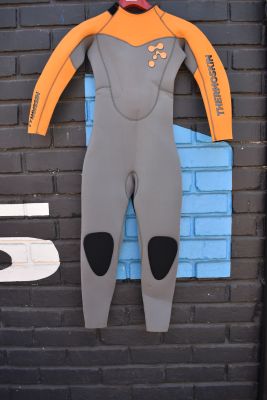 Thermoskin Mission 4-3 B.Z Naranjo 12 Thermoskin Mission 4-3 B.Z Naranjo 12