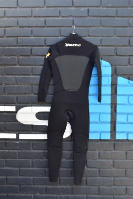 Wetsuit Volte Premium 3/2 Logo Orange Wetsuit Volte Premium 3/2 Logo Orange