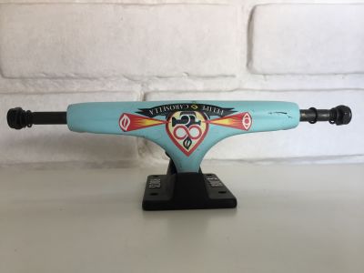 Truck Roots Felipe Carosella Light Blue Truck Roots Felipe Carosella Light Blue