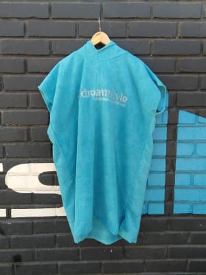 Poncho dreamstyle grom turquesa Poncho dreamstyle grom turquesa