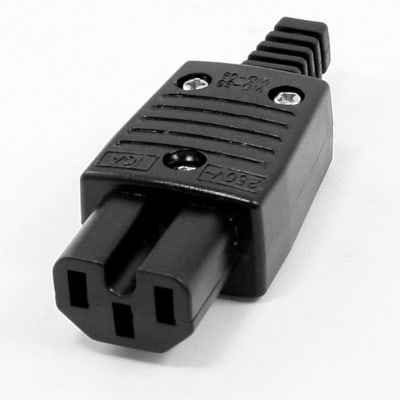 ENCHUFE HEMBRA C15 VOLANTE COMPUTACION 10A NEGRO1