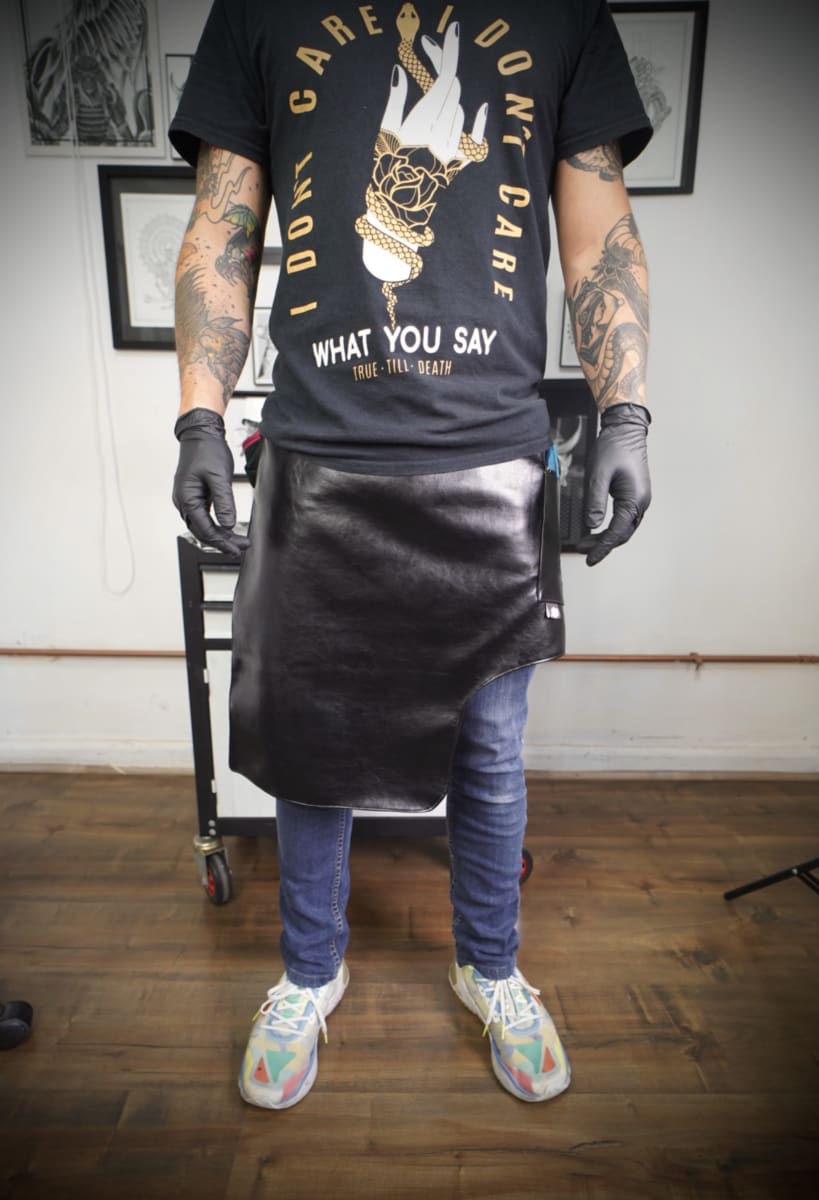 Mandil Ecocuero negro2