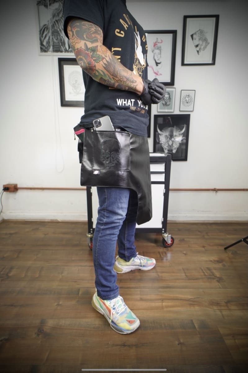 Mandil Ecocuero negro3