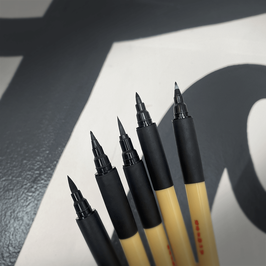 ZIG Bimoji Fude Pen1