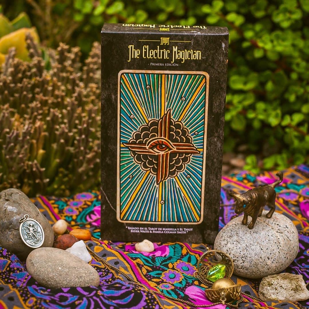 Tattoo Tarot Electric Magician2