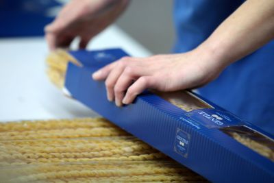 Fusilli lunghi lavorati a mano 500 gr GENTILE, Gragnano, Italia Fusilli lunghi lavorati a mano 500 gr GENTILE, Gragnano, Italia