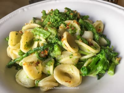Friarielli ( baby brocoli napoletano) 700 gr Friarielli ( baby brocoli napoletano) 700 gr