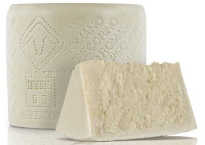 Pecorino Romano 1 kg apx Pecorino Romano 1 kg apx