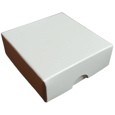 Medidas: 2 X 5,5 X 5,5 - 1 Mini Alfajor Blanco