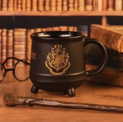 TAZON CALDERO HOGWARTS HARRY POTTER