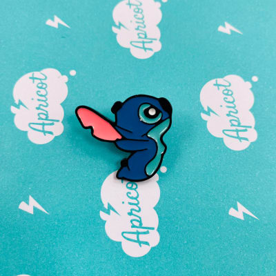 PIN STITCH VOLANDO