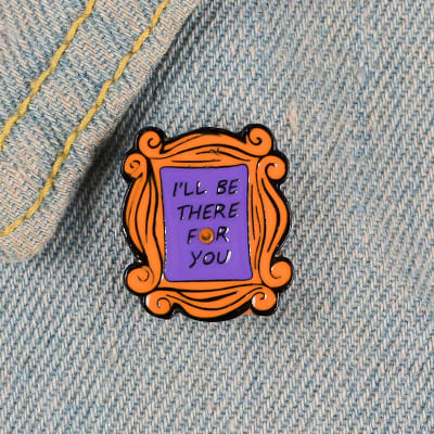 PIN FRIENDS PUERTA