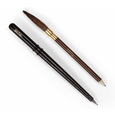 SET LÁPICES HARRY POTTER VARITA Y ESCOBA