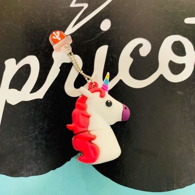 PENDRIVE 32 GB UNICORNIO BLANCO 