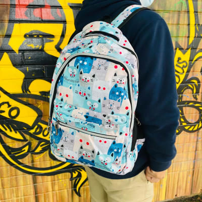 MOCHILA GATOS AZUL