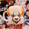 PENNYWISE SHAPED MUG - OFICIAL IT (TAZON)1
