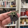 PIN BABY YODA TACITA - STAR WARS MANDALORIAN1