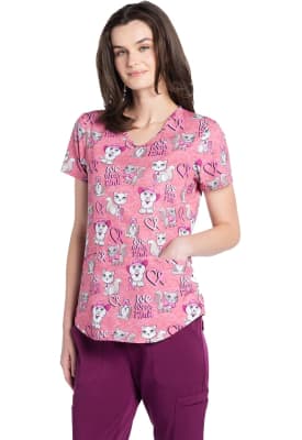 Polera Clínica Mujer Cherokee Prints CK637 WWPK Mascotas Rosado