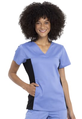 Polera Clínica Mujer Cherokee Workwear Revolution WW2875 Celeste CIE
