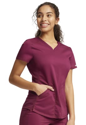 Polera Clínica Mujer Cherokee Workwear Revolution WW601 Burdeo WIN