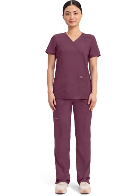 Polera Clínica Mujer Cherokee Workwear Revolution WW610 Burdeo WIN