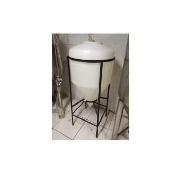 Fermentador cónico de plástico 70L1