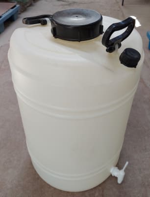 Madurador 50L con válvula1