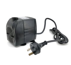 Bomba sumergible plástica