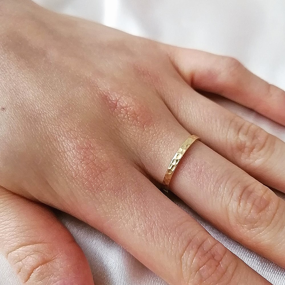 Anillo Martillado Oro 18kt Anillo Martillado Oro 18kt