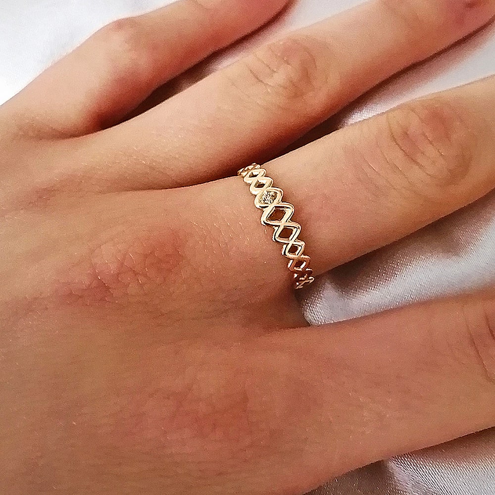 Anillo Rombitos con Brillante 18Kt Anillo Rombitos con Brillante 18Kt