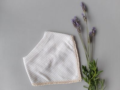 BANDANA ERGONÓMICA RAYAS BEIGE BANDANA ERGONÓMICA RAYAS BEIGE