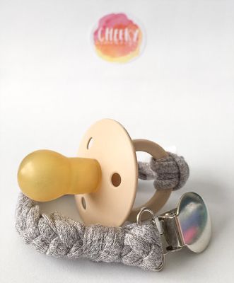 IRON Portachupete Trenzado Algodón Cheeky Monkey IRON Portachupete Trenzado Algodón Cheeky Monkey