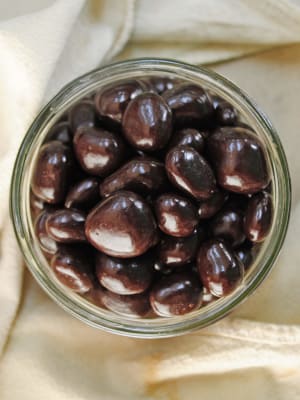 Maní Choc Amargo Premium 100 gramos1