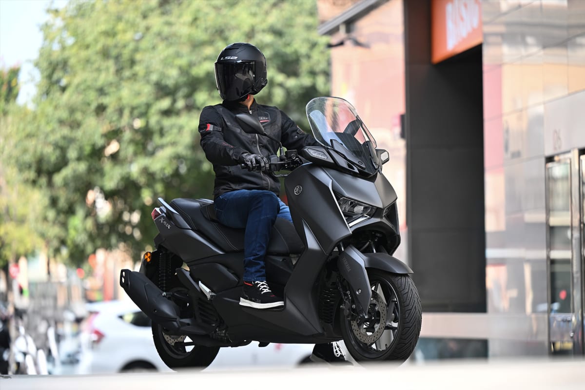 BOTA LS2 CHROME NEGRA3